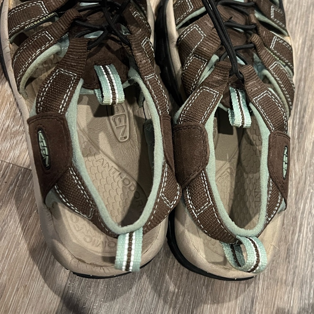 Keen women’s Newport h20 brown teal slip on sandals size 8 - Picture 8 of 9
